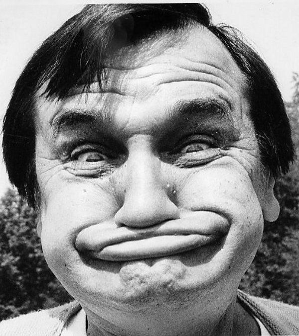 funny pooping face images