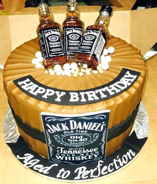 43 Best Birthday Cake Images & Pictures