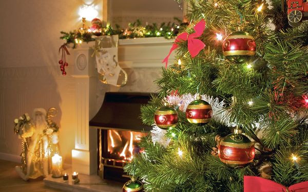 Images with Festive Tree for Happy New Year 2